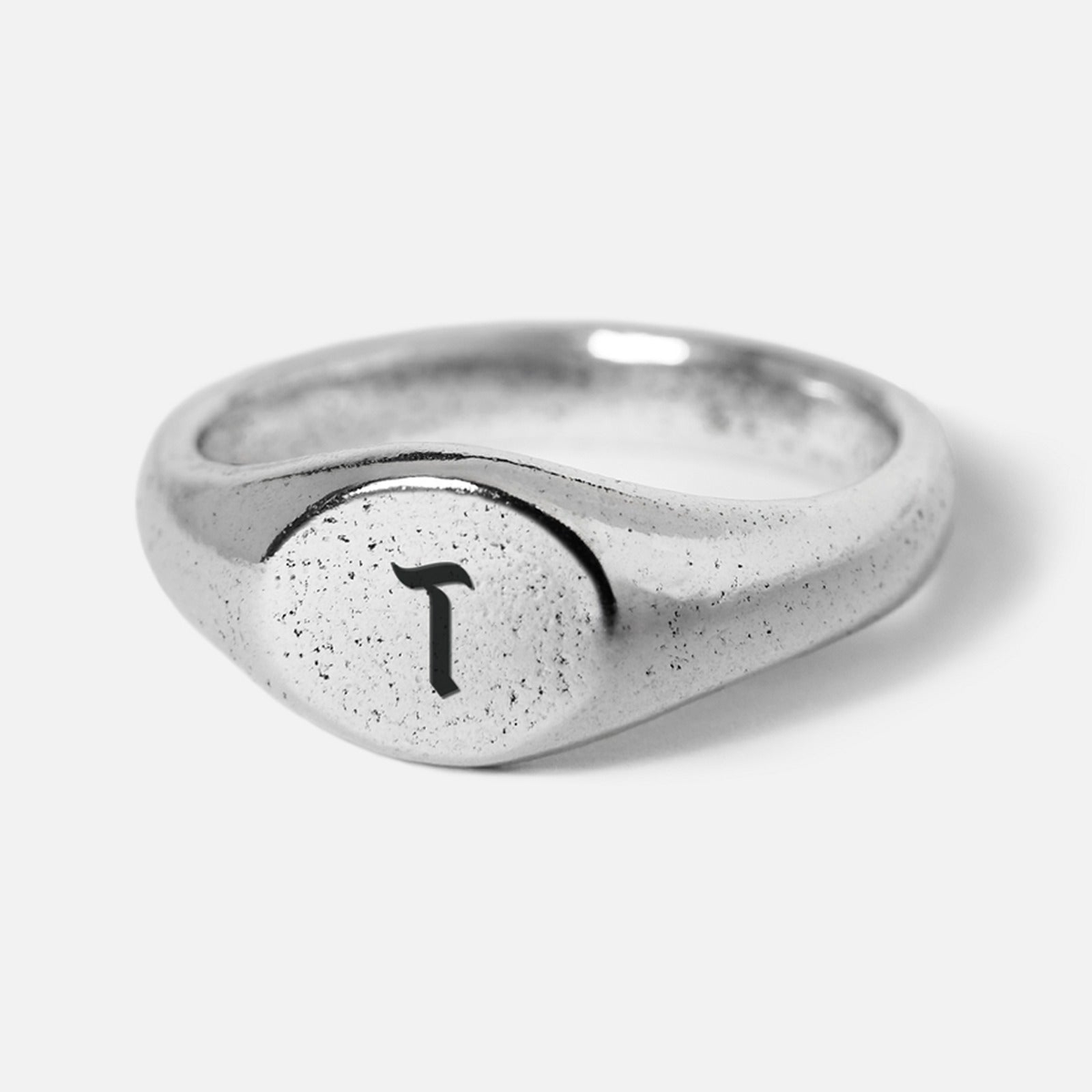 INITIAL DUSK RING