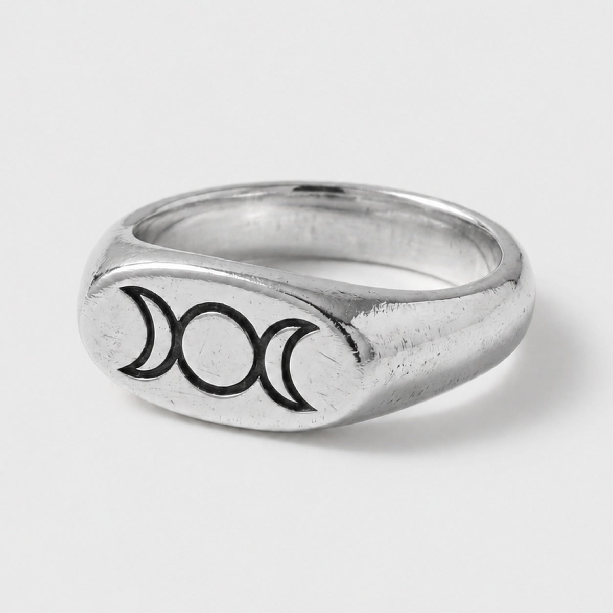 Lunar Ring