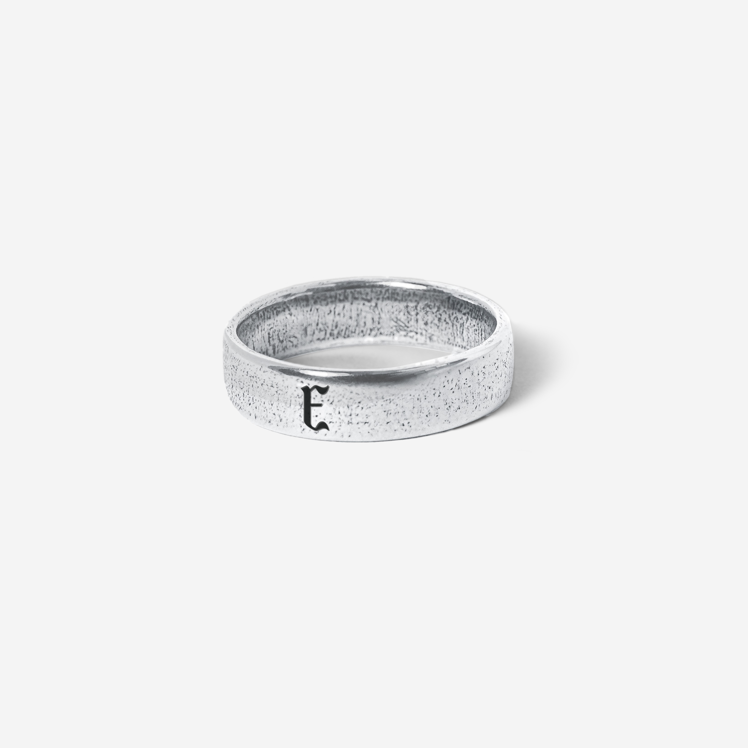 ENGRAVED SERENITY RING