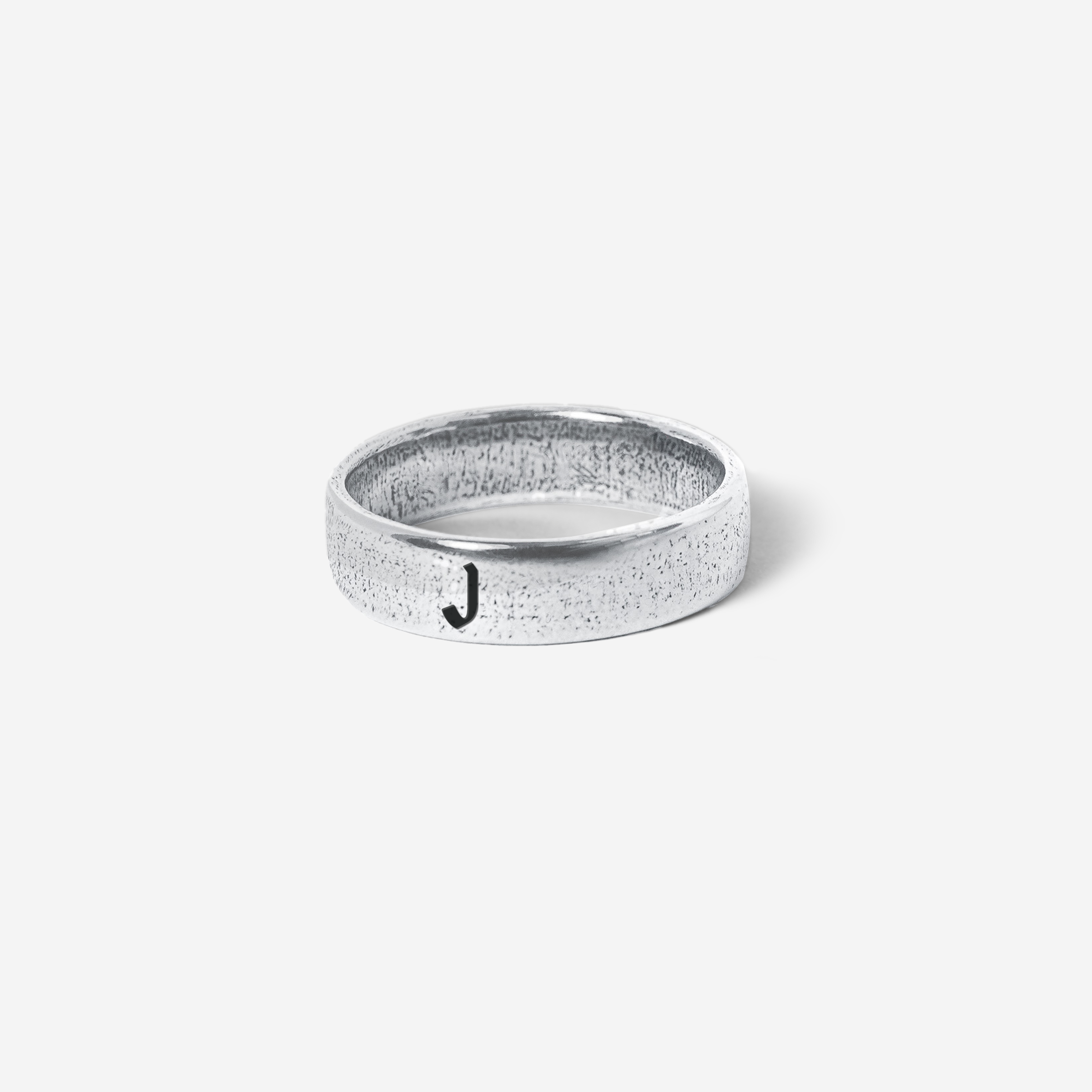 ENGRAVED SERENITY RING