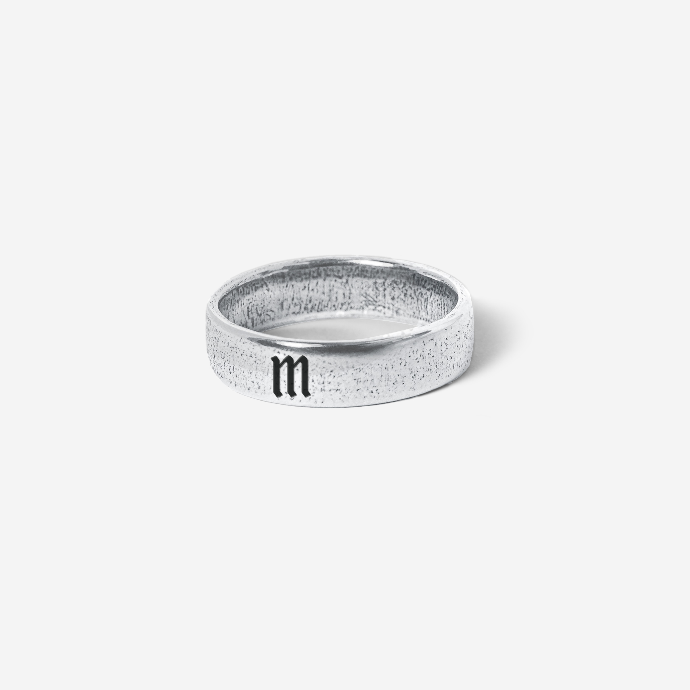 ENGRAVED SERENITY RING