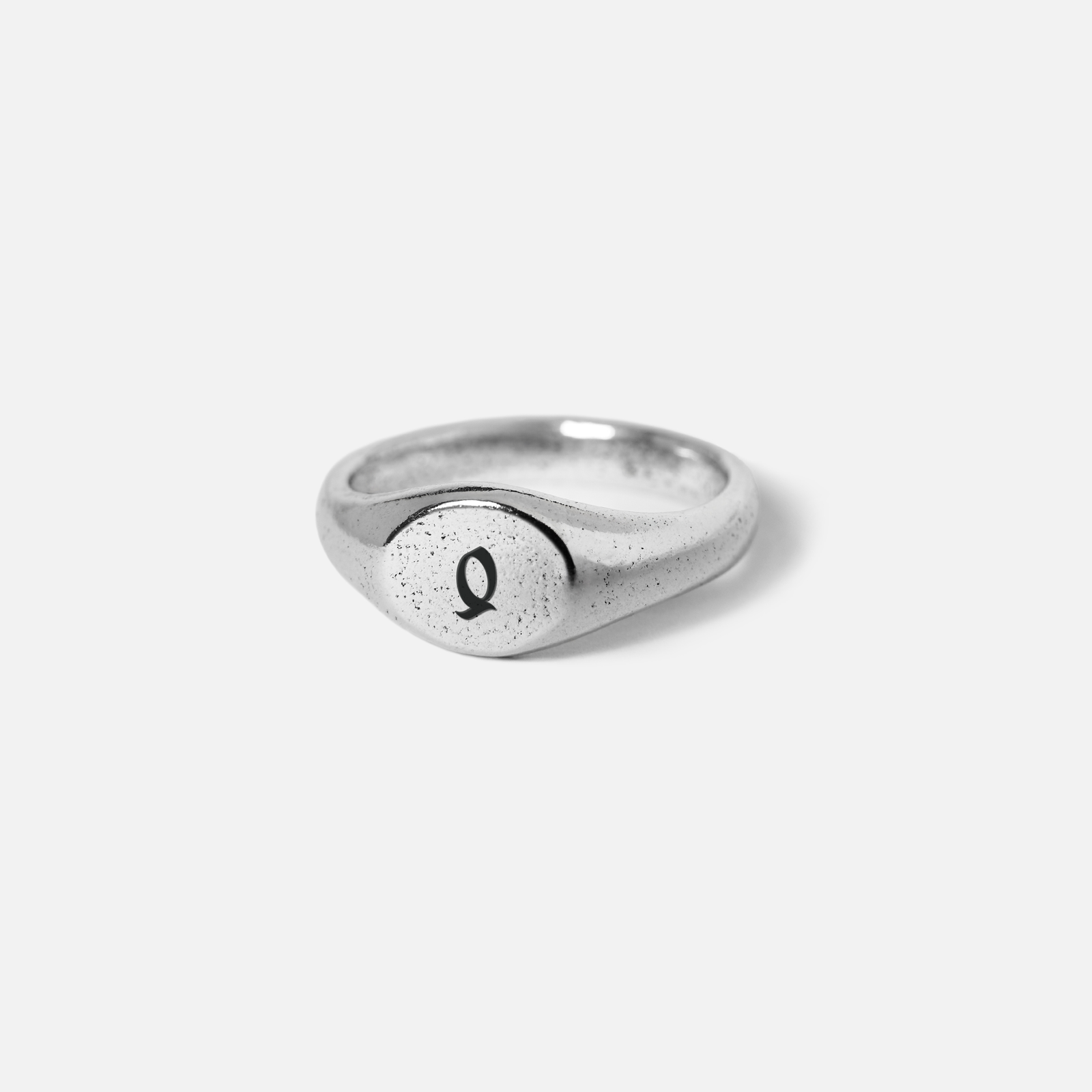 ENGRAVED DUSK RING