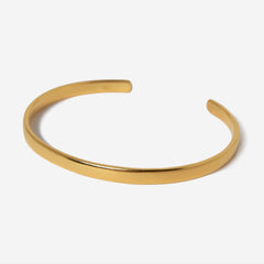 The Billie Jo Drifter Cuff in 18k gold vermeil, a minimalist and modern men's jewellery piece from our Gold Coast studio.