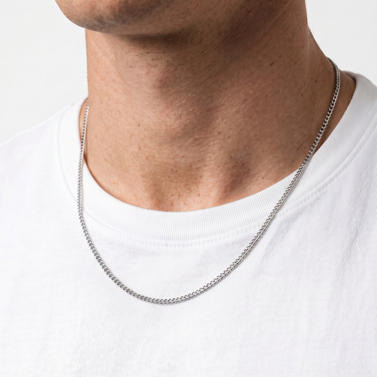 A silver stainless steel men's slim curb chain necklace from Australian jewellery brand Billie Jo, the perfect waterproof and sweat proof everyday bracelet and an ideal gift for men who love low maintenance jewellery