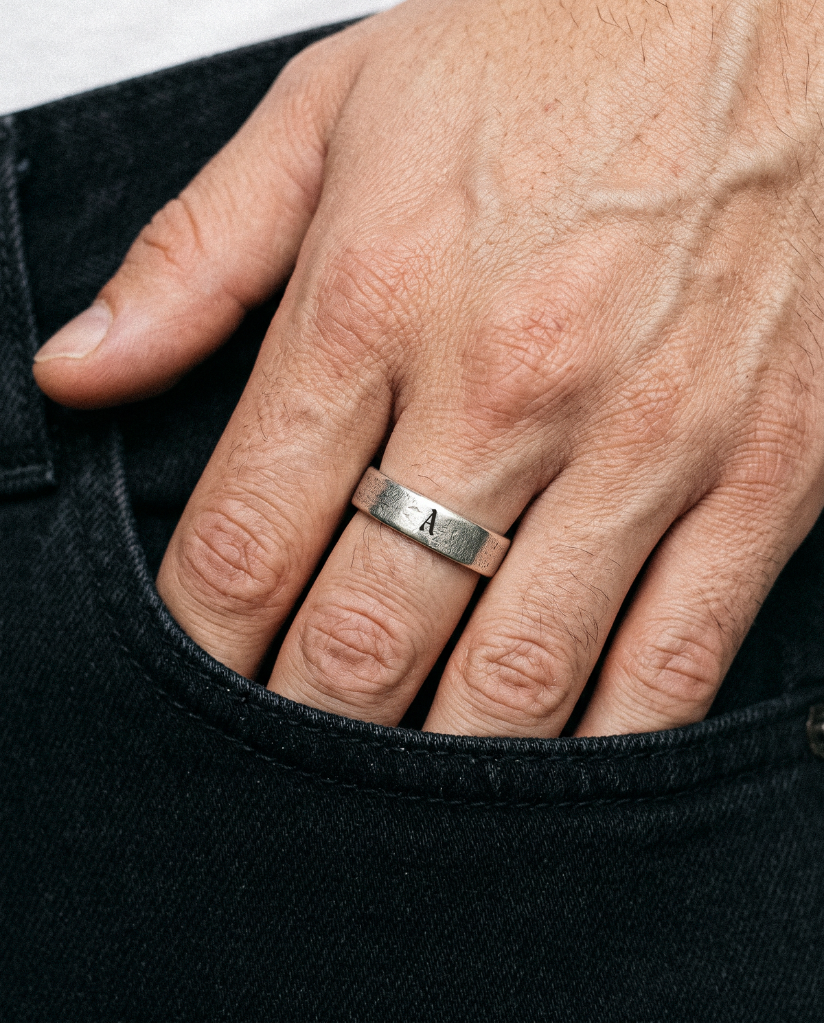 INITIAL SERENITY RING